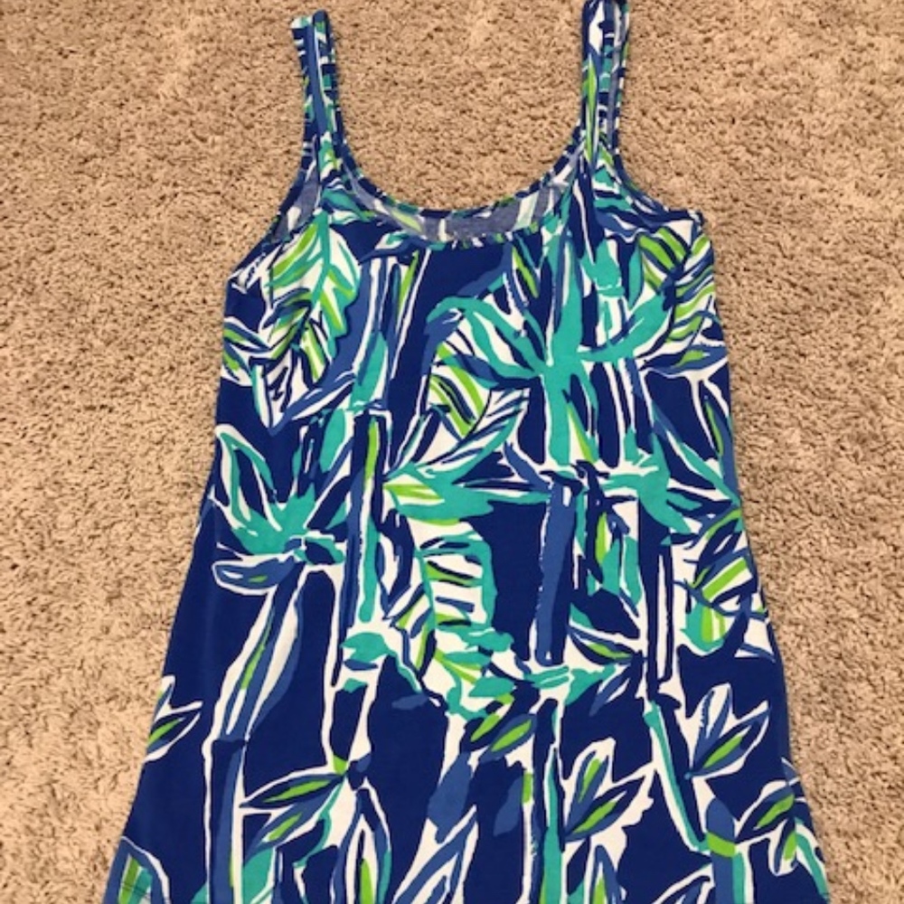 EUC Lilly Putlizer Tank- Size Small